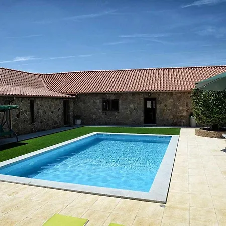 Casa Do Tanque Camélias De Basto