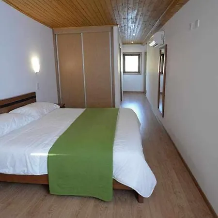 Casa Do Tanque Camélias De Basto