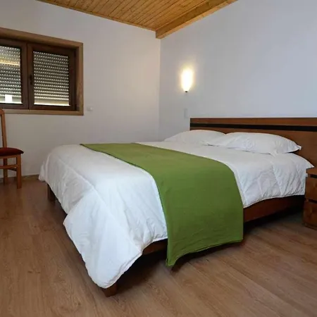 Casa Do Tanque Camélias De Basto