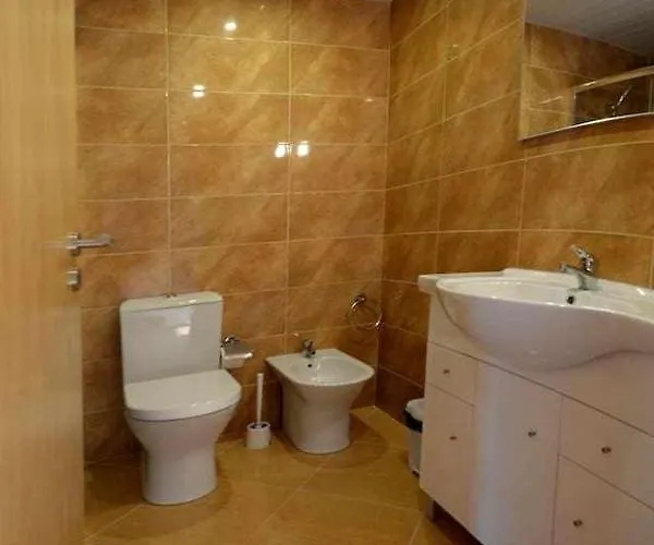 Casa Do Tanque Camelias De Basto Селорику-ди-Башту