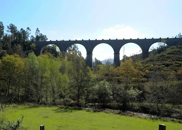 Летний дом Casa Do Tanque Camelias De Basto