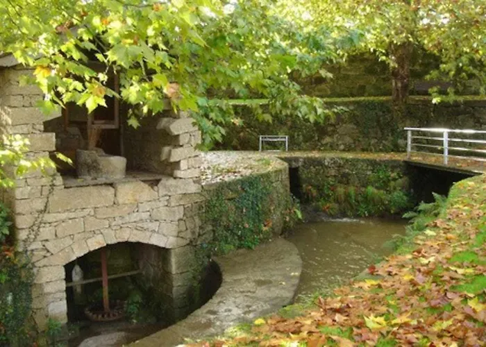 Летний дом Casa Do Tanque Camelias De Basto